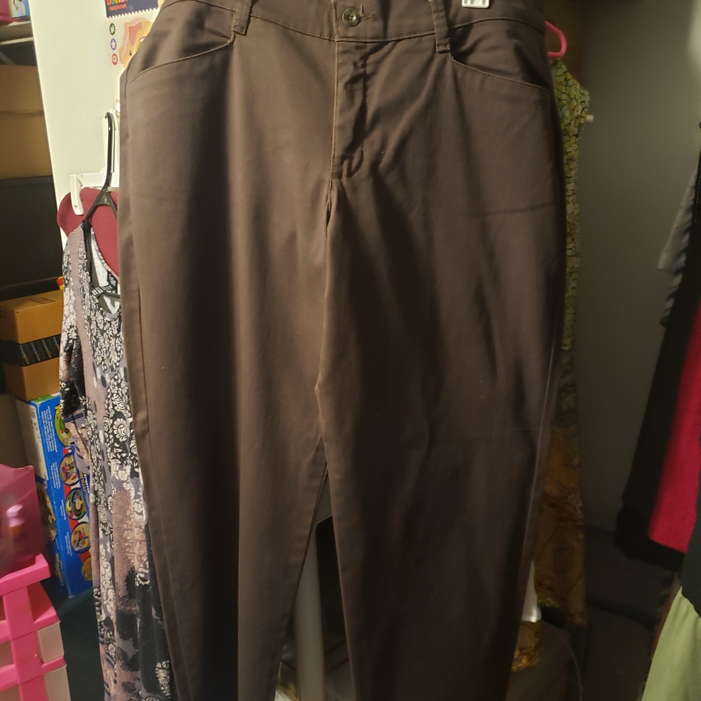 Lee Relaxed Fit Dark Brown Pants
